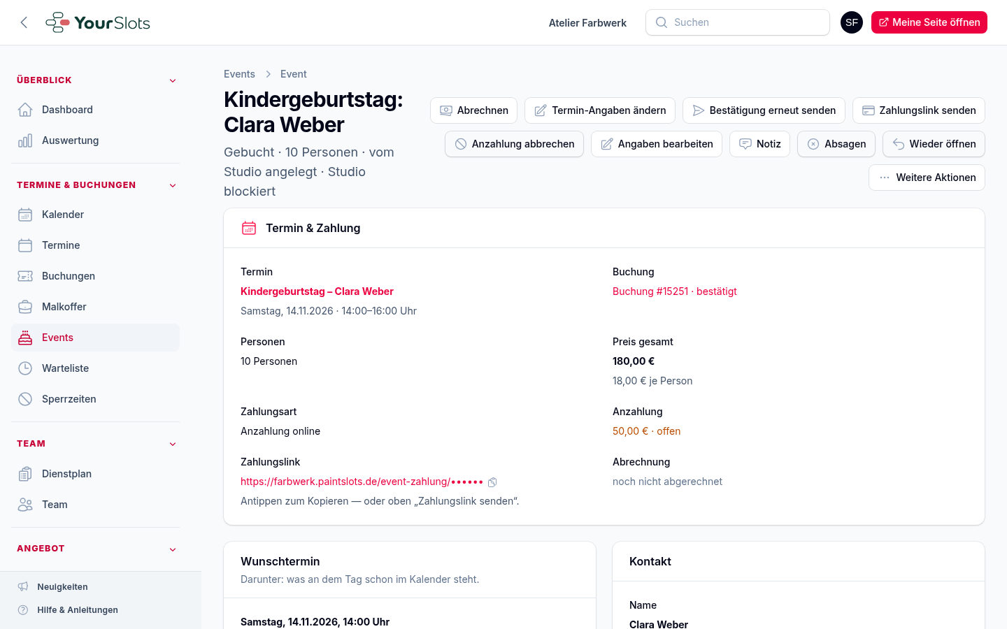 Die Seite eines Events: oben die Knöpfe – Abrechnen, Termin-Angaben ändern, Bestätigung erneut senden, Zahlungslink senden, Angaben bearbeiten und mehr. Im Untertitel „vom Studio angelegt · Studio blockiert“, darunter Termin, Preis und die noch offene Anzahlung